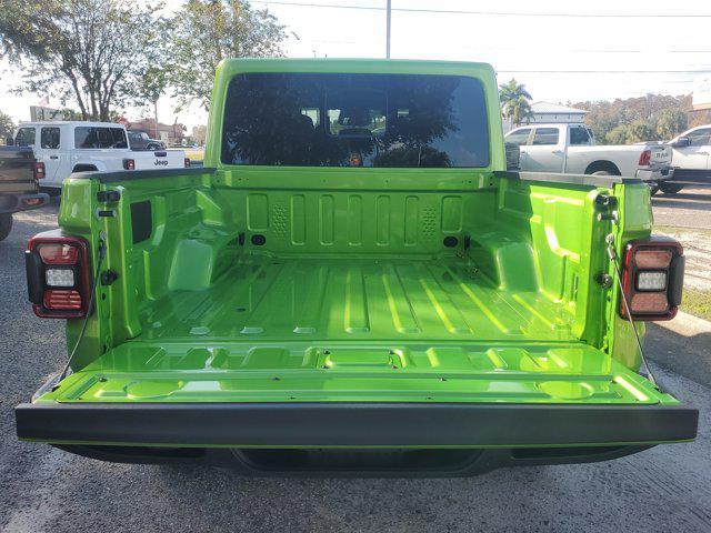 new 2026 Jeep Gladiator car, priced at $40,625