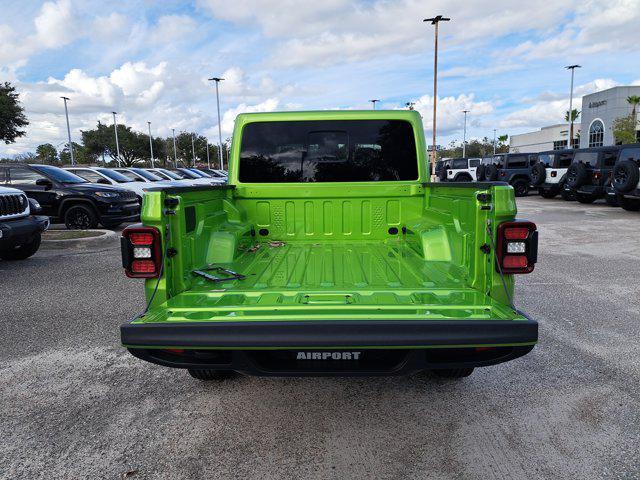 new 2026 Jeep Gladiator car, priced at $42,364
