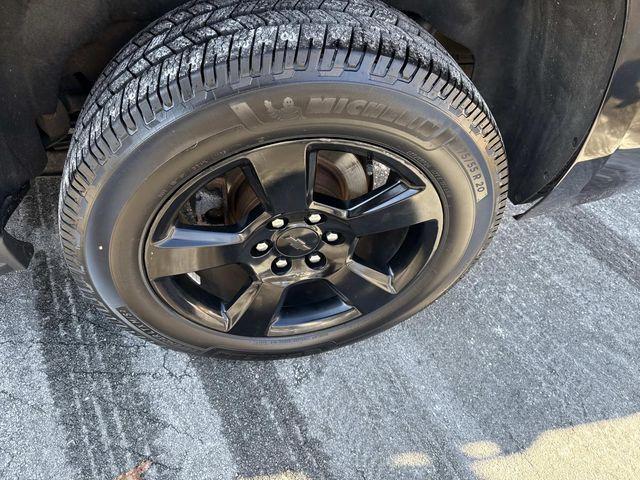 used 2017 Chevrolet Suburban car, priced at $22,890