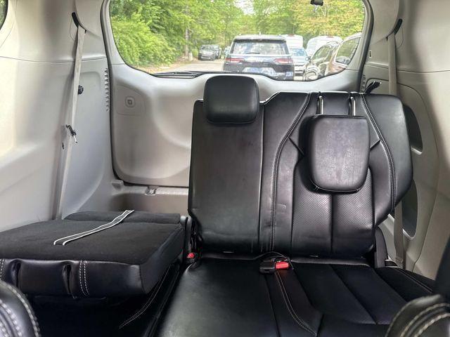used 2024 Chrysler Pacifica car, priced at $26,775