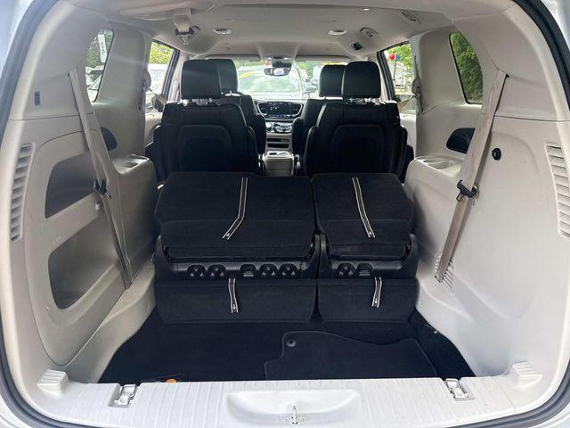 used 2024 Chrysler Pacifica car, priced at $26,775