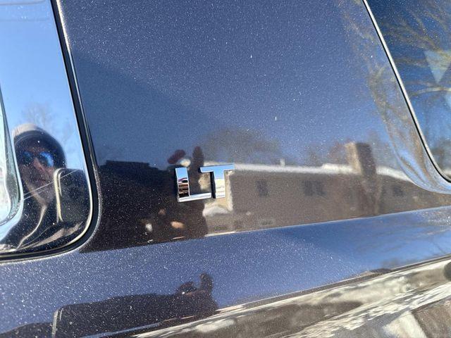 used 2018 Chevrolet Suburban car, priced at $21,990