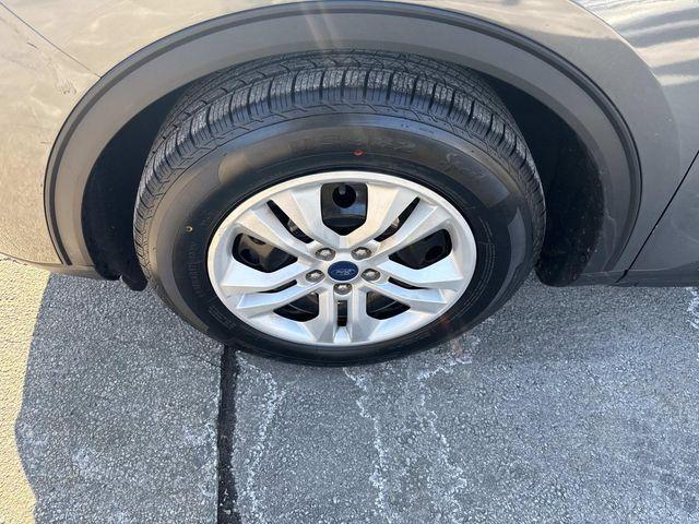 used 2022 Ford Escape car, priced at $12,670