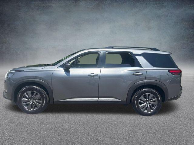 used 2022 Nissan Pathfinder car, priced at $20,620