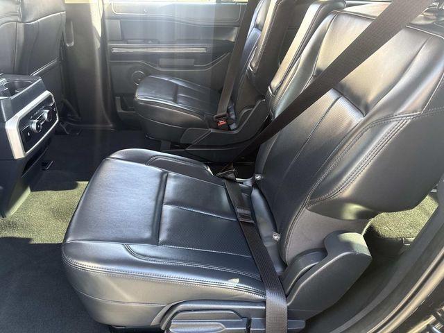 used 2024 Ford Expedition car, priced at $38,300