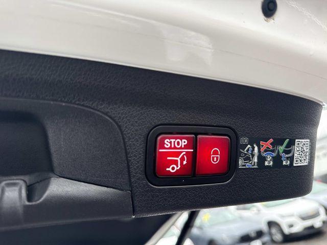 used 2025 Mercedes-Benz GLE 350 car, priced at $56,020