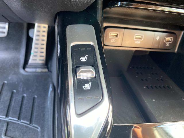 used 2022 Kia Sorento car, priced at $25,990