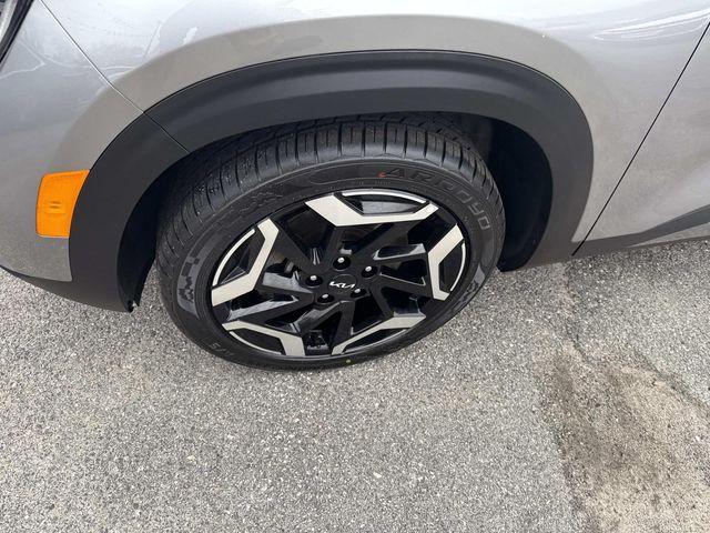 used 2024 Kia Seltos car, priced at $22,090