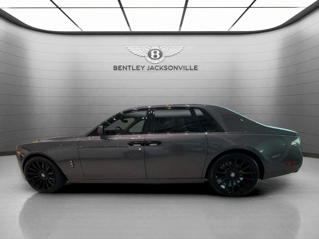 used 2019 Rolls-Royce Phantom car, priced at $269,000