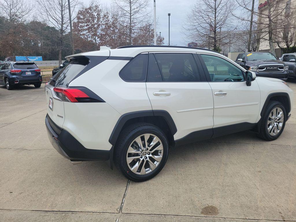 used 2021 Toyota RAV4 car, priced at $29,961