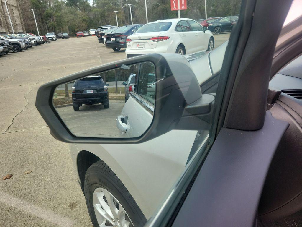 used 2020 Chevrolet Equinox car, priced at $12,572