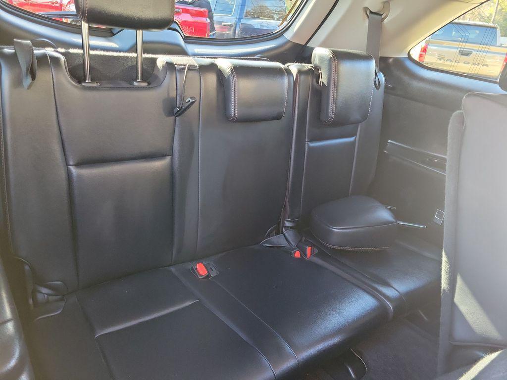 used 2018 Toyota Highlander car, priced at $21,247