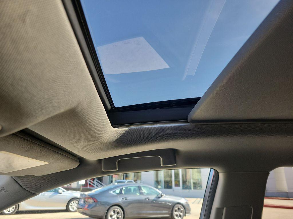 used 2018 Toyota Highlander car, priced at $21,247