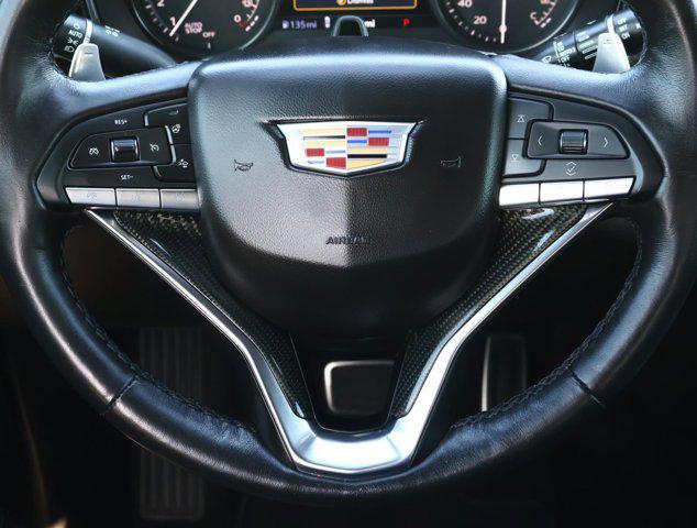 used 2023 Cadillac XT6 car, priced at $36,911