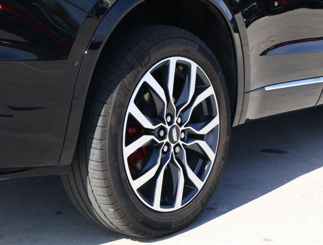 used 2023 Cadillac XT6 car, priced at $36,911