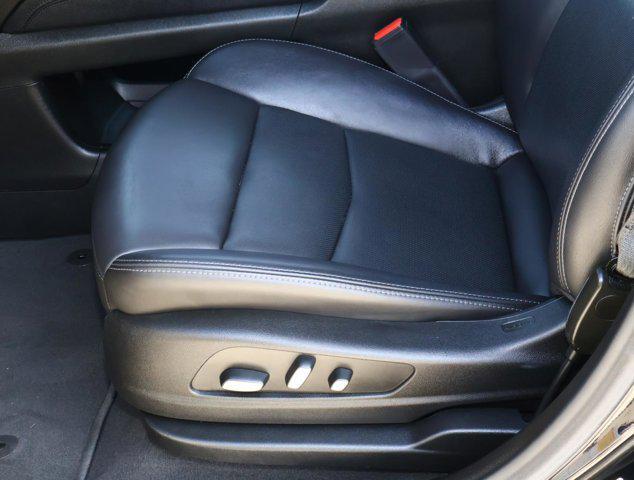 used 2023 Cadillac XT6 car, priced at $36,911