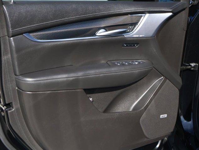 used 2023 Cadillac XT6 car, priced at $36,911