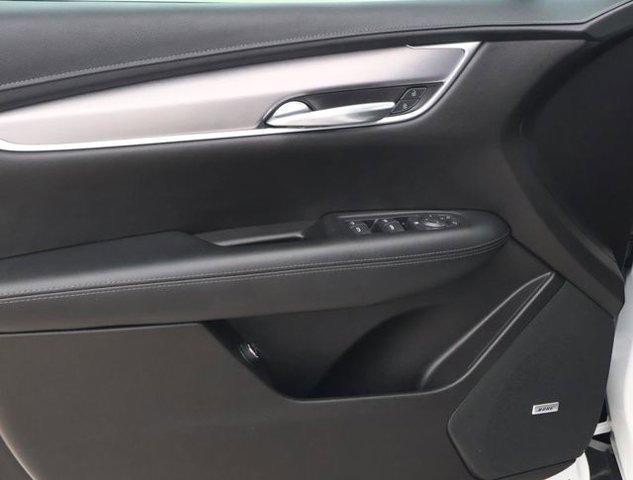 used 2020 Cadillac XT5 car, priced at $20,999