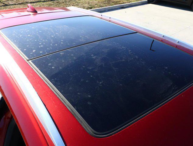 used 2021 Cadillac XT5 car, priced at $24,933