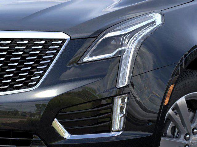 new 2025 Cadillac XT5 car, priced at $54,050