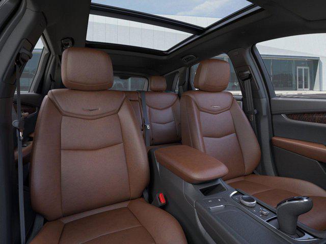 new 2025 Cadillac XT5 car, priced at $50,485