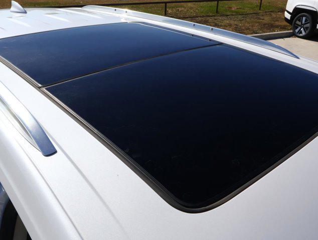 used 2024 Cadillac XT6 car, priced at $39,911