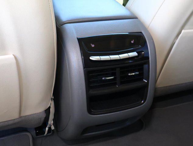 used 2022 Cadillac XT5 car, priced at $24,911