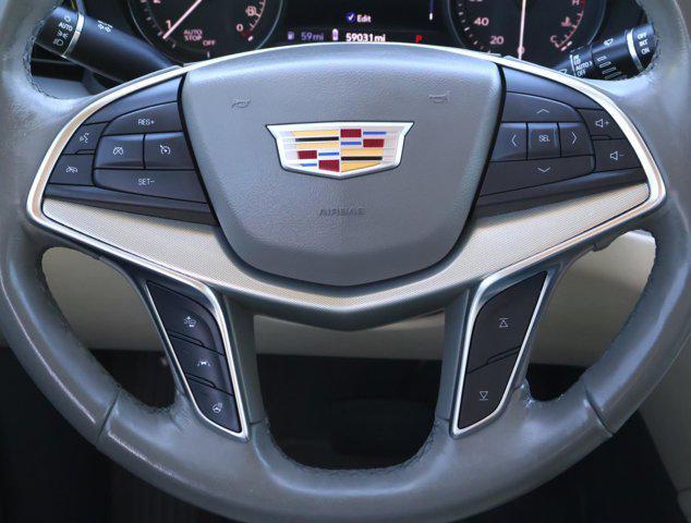 used 2022 Cadillac XT5 car, priced at $24,911