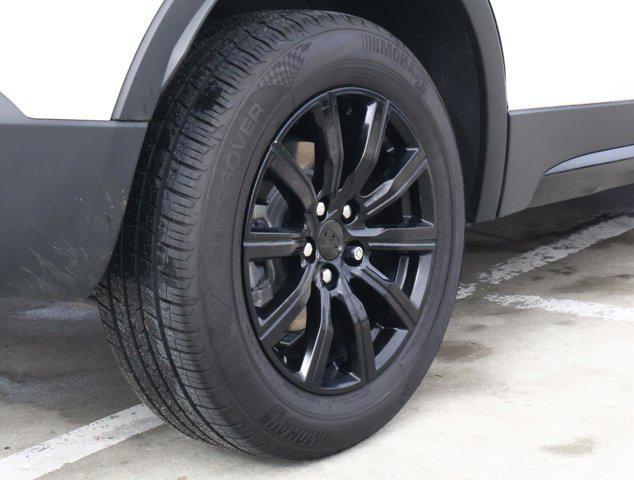 used 2023 Cadillac XT4 car, priced at $24,933