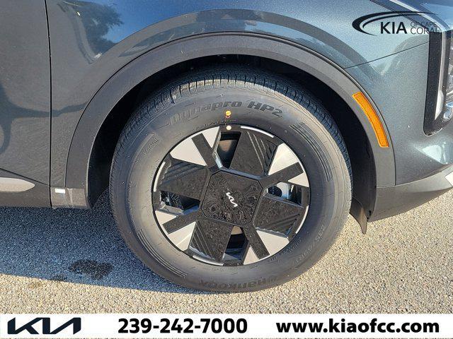 new 2026 Kia Sportage Hybrid car, priced at $30,104