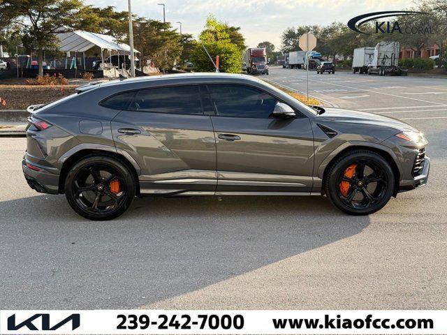 used 2021 Lamborghini Urus car, priced at $176,153