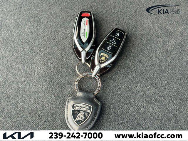 used 2021 Lamborghini Urus car, priced at $176,153