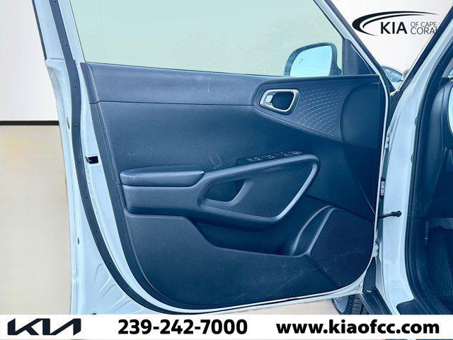 used 2021 Kia Soul car, priced at $8,846