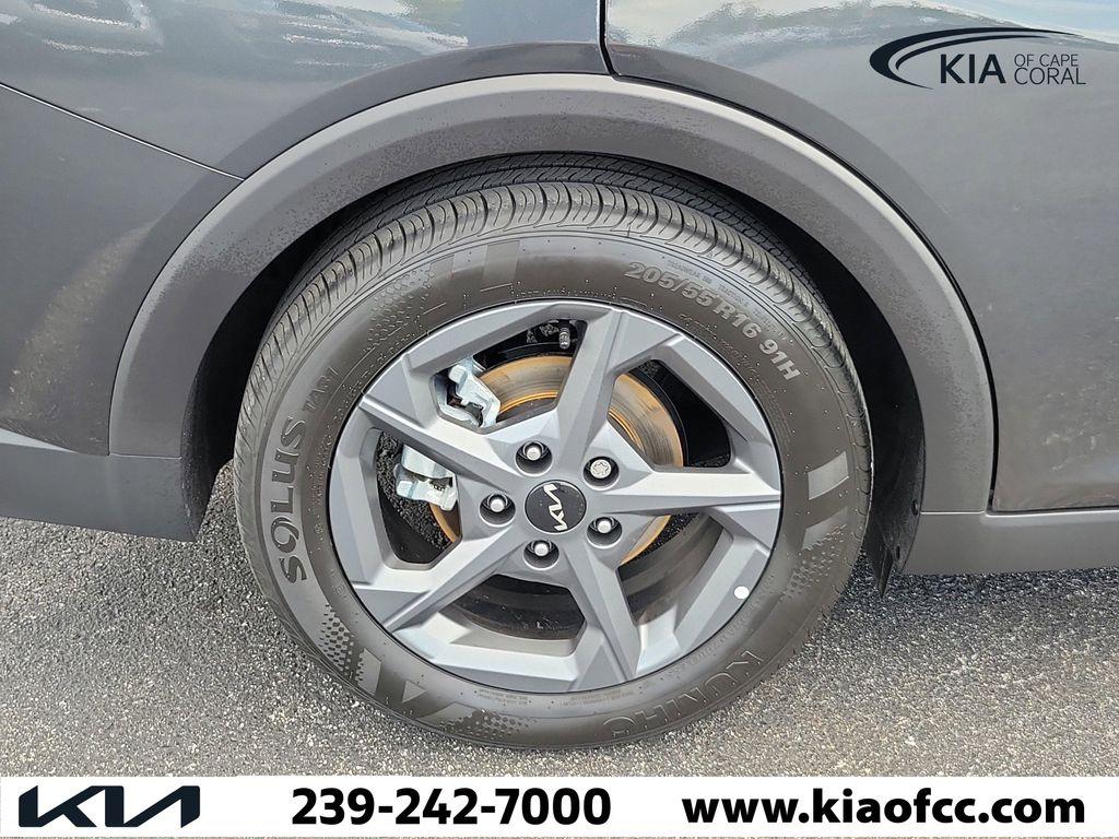 used 2025 Kia K4 car, priced at $19,886