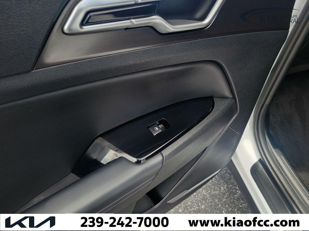 used 2025 Kia Sportage car, priced at $24,884