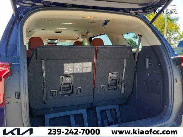 used 2025 Kia Carnival Hybrid car, priced at $35,999
