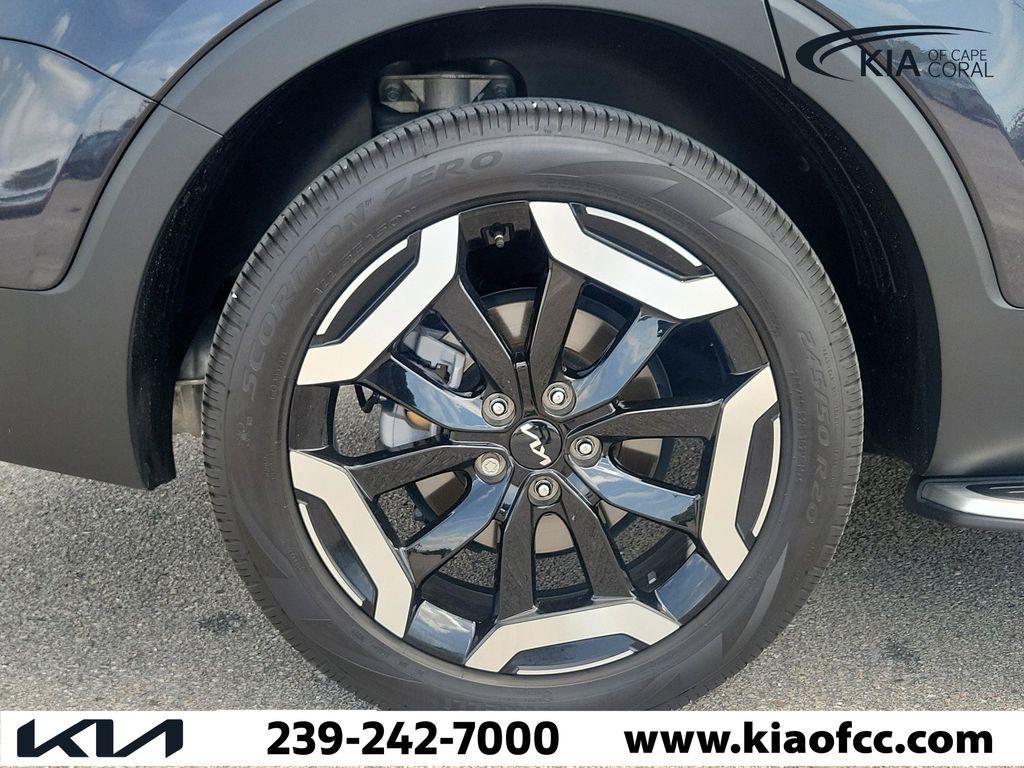 used 2025 Kia Telluride car, priced at $39,667