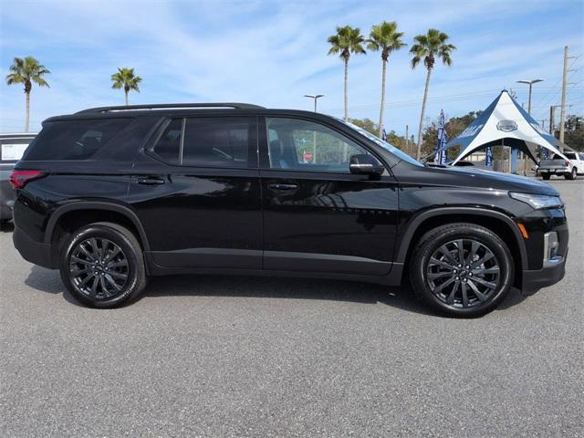 used 2023 Chevrolet Traverse car, priced at $33,990