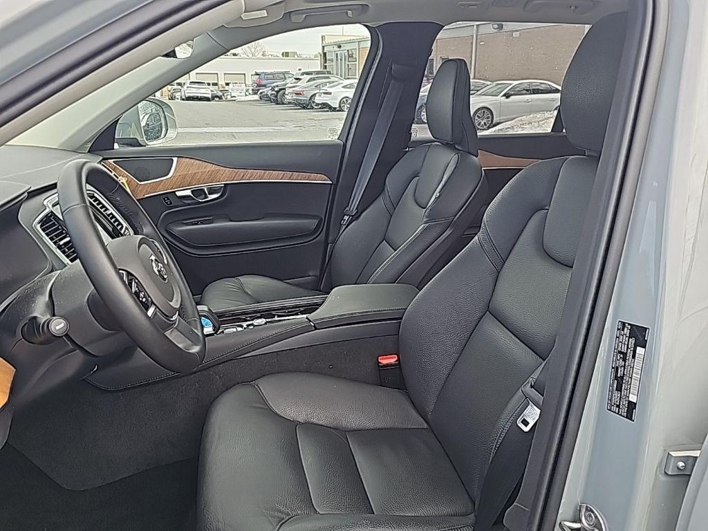 used 2025 Volvo XC90 car, priced at $48,919