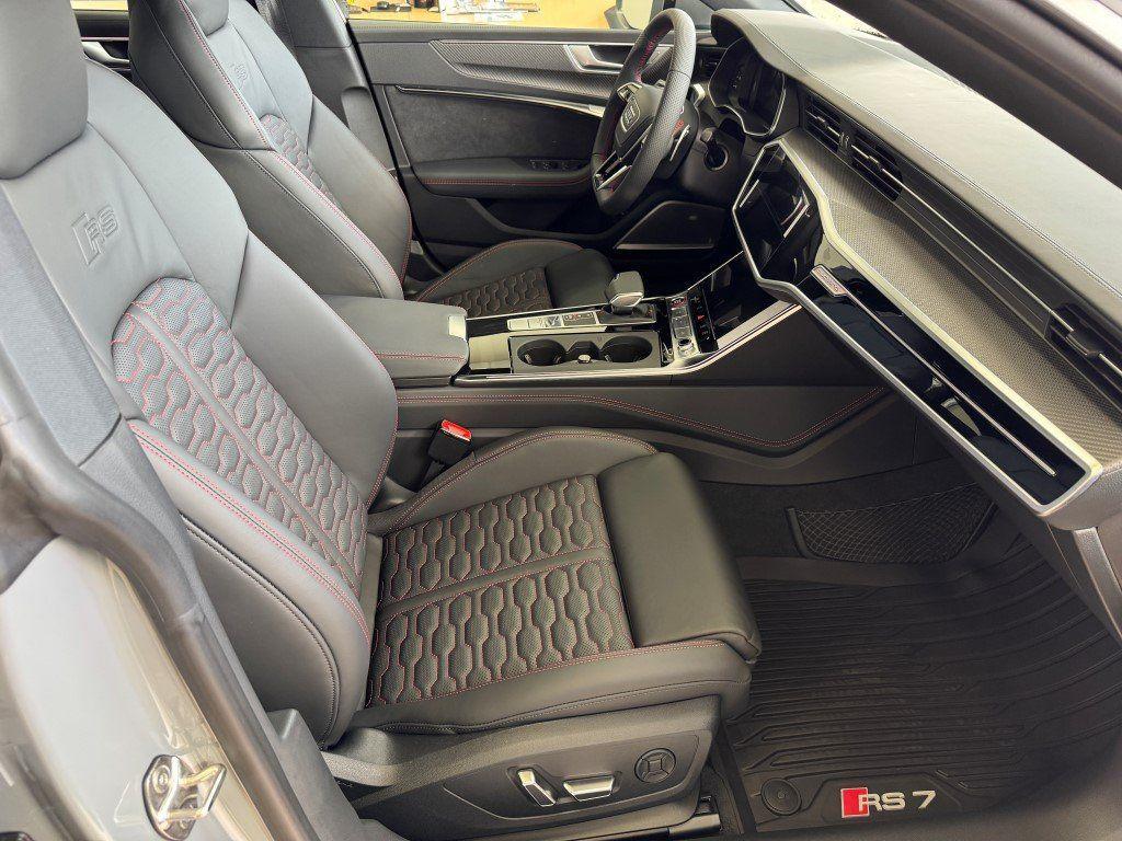 new 2026 Audi RS 7 car, priced at $147,150