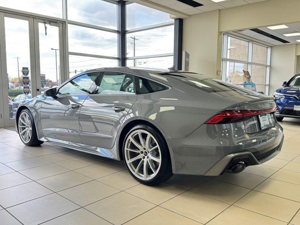 new 2026 Audi RS 7 car, priced at $147,150