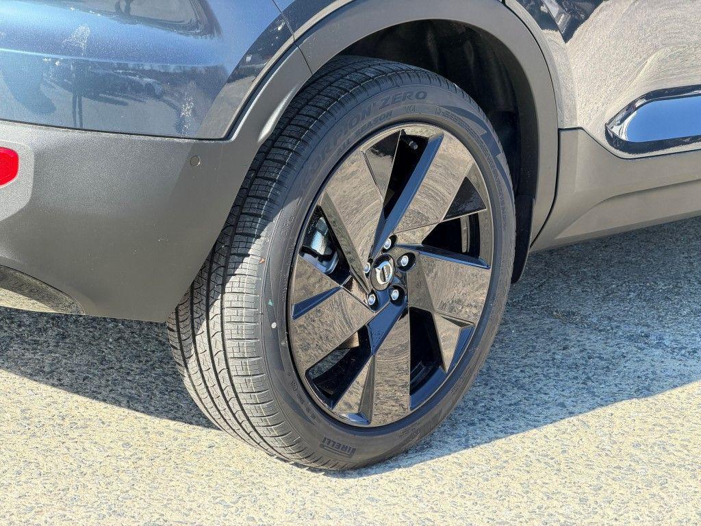new 2026 Volvo XC40 car, priced at $54,175