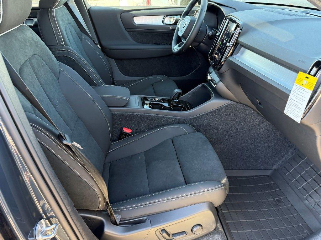 new 2026 Volvo XC40 car, priced at $54,175