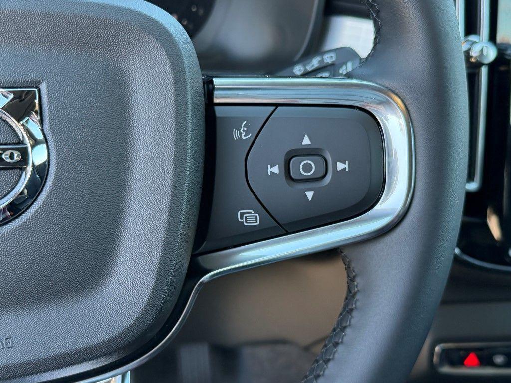 new 2026 Volvo XC40 car, priced at $54,175