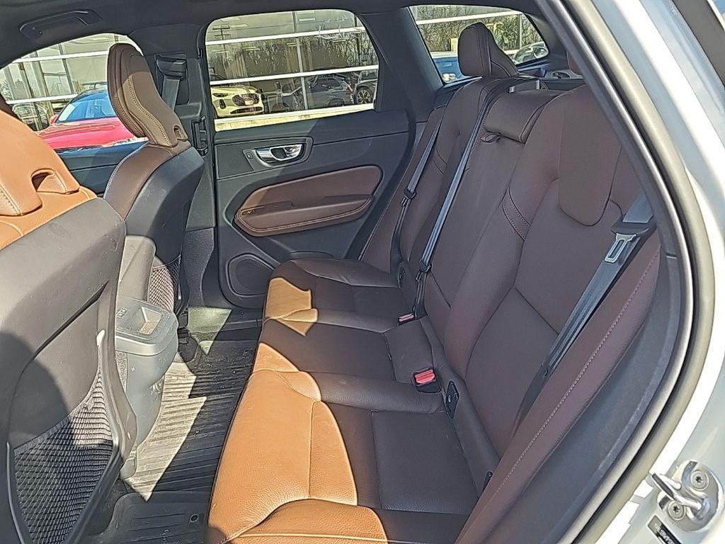 used 2023 Volvo XC60 car, priced at $32,899