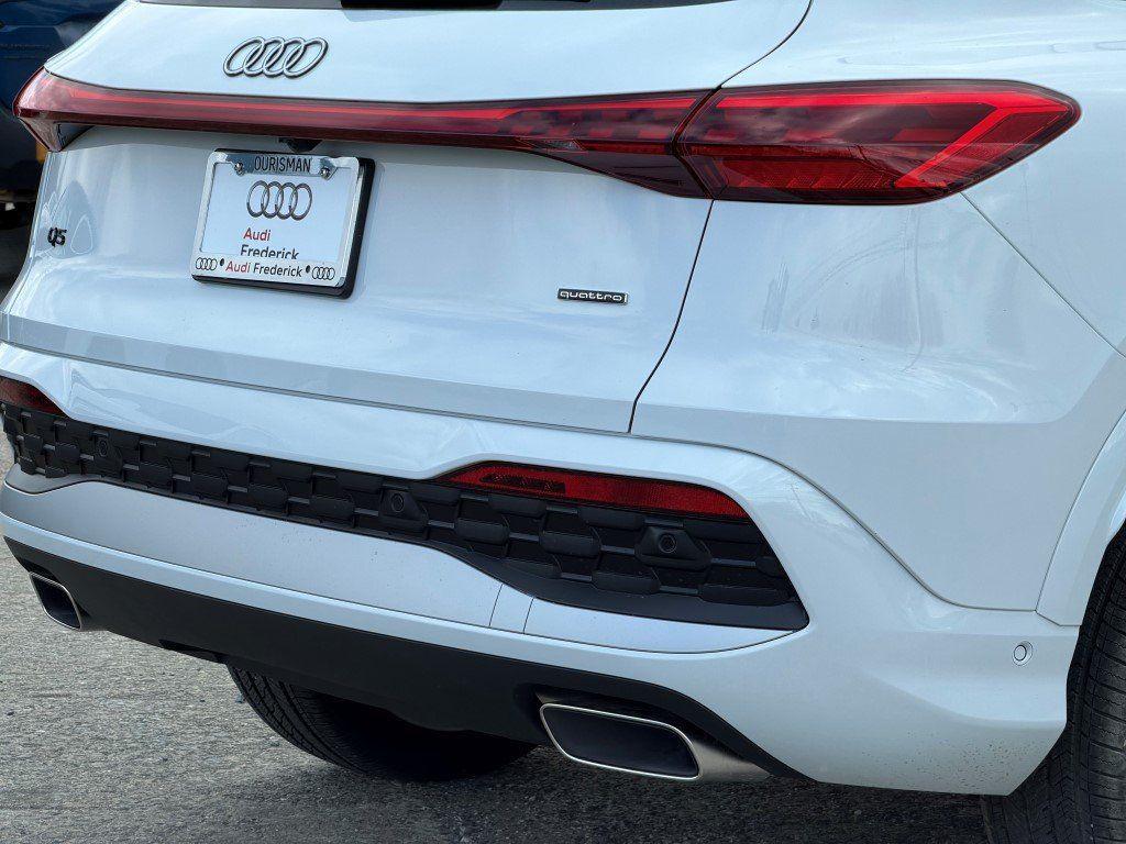 new 2025 Audi Q5 car, priced at $55,233