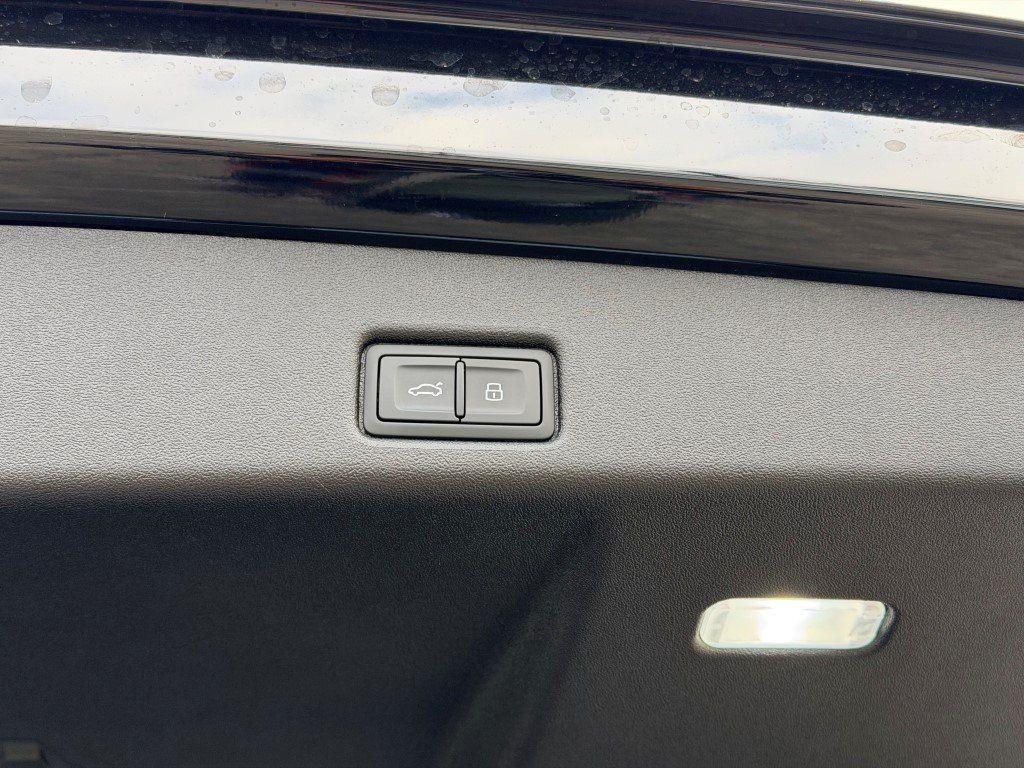 new 2025 Audi Q5 car, priced at $55,358