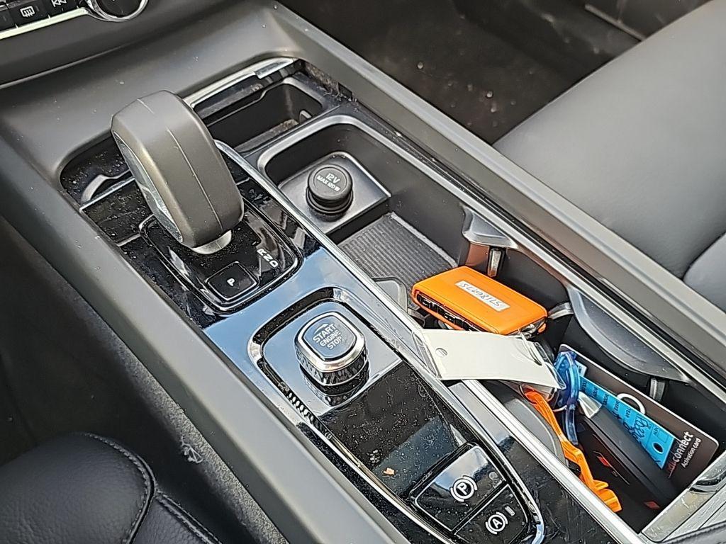 used 2025 Volvo XC60 car, priced at $35,749