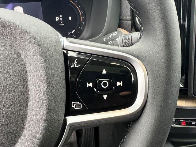 new 2026 Volvo XC60 car, priced at $64,375