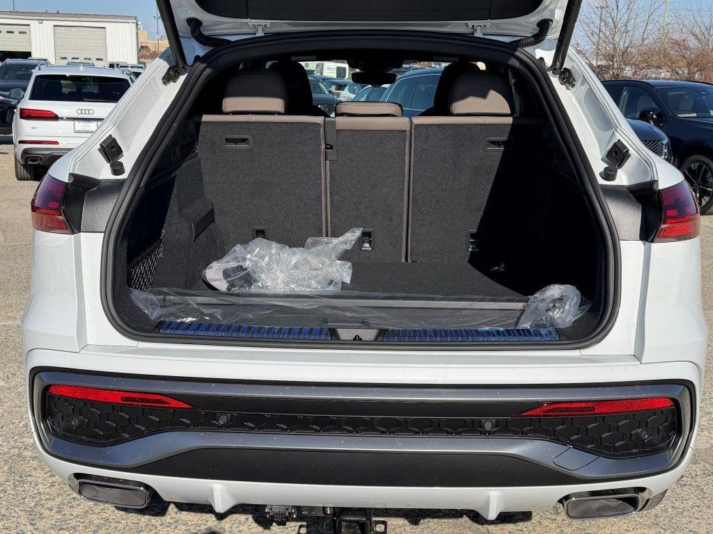 new 2025 Audi Q5 car, priced at $61,965